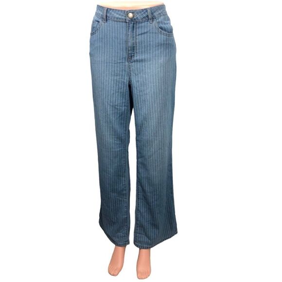 Logo by Lori Goldstein Jeans Womens Size 10 Blue Striped Denim Mid Rise Flare - Picture 11 of 15